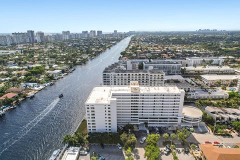 Condominio en venta en Fort Lauderdale, Florida, 2 dormitorios, 130.06 m2 № 1040562 - foto 3