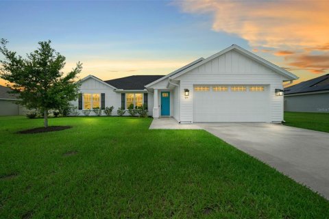 Villa ou maison à vendre à Ocala, Floride: 4 chambres, 184.04 m2 № 1300364 - photo 1