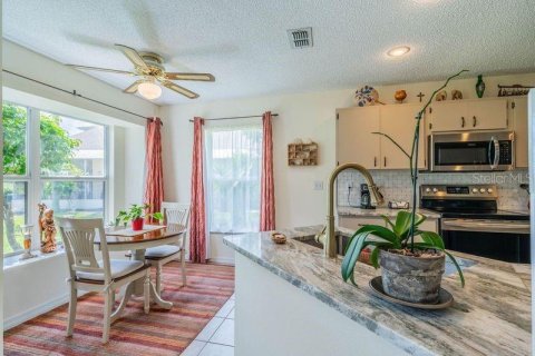 Copropriété à vendre à Sun City Center, Floride: 3 chambres, 155.43 m2 № 1344559 - photo 5