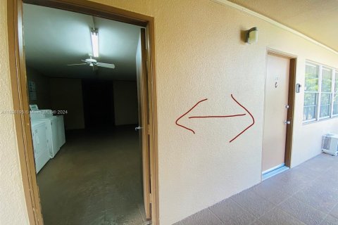 Condominio en venta en Pembroke Pines, Florida, 1 dormitorio, 63.64 m2 № 1033347 - foto 17