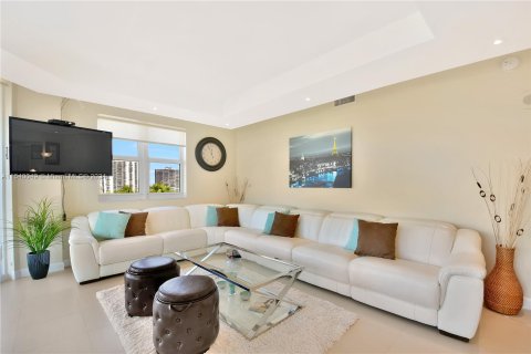 Condo in Aventura, Florida, 2 bedrooms  № 1033286 - photo 7