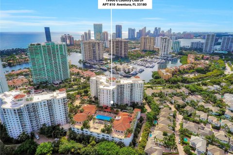 Condominio en venta en Aventura, Florida, 2 dormitorios, 121.89 m2 № 1033286 - foto 2