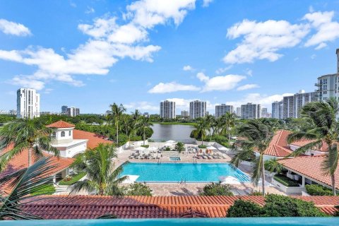 Condo in Aventura, Florida, 2 bedrooms  № 1033286 - photo 26