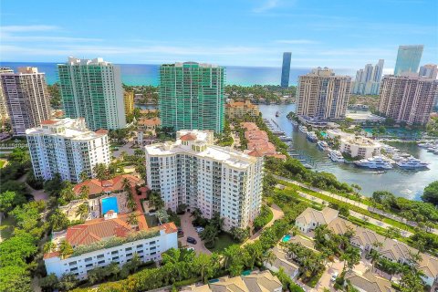 Condo in Aventura, Florida, 2 bedrooms  № 1033286 - photo 21