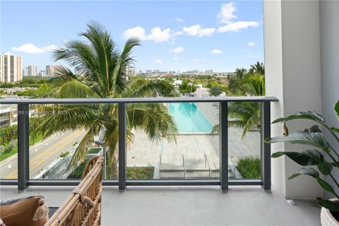 Copropriété à vendre à Aventura, Floride: 2 chambres, 100.61 m2 № 1076570 - photo 17