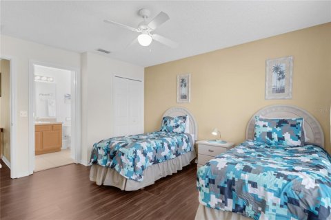 Villa ou maison à vendre à Kissimmee, Floride: 6 chambres, 221.48 m2 № 1307986 - photo 18