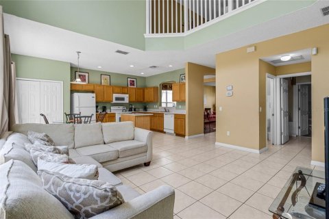 Villa ou maison à vendre à Kissimmee, Floride: 6 chambres, 221.48 m2 № 1307986 - photo 27