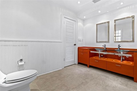 Villa ou maison à vendre à Miami, Floride: 3 chambres, 234.95 m2 № 1384367 - photo 23