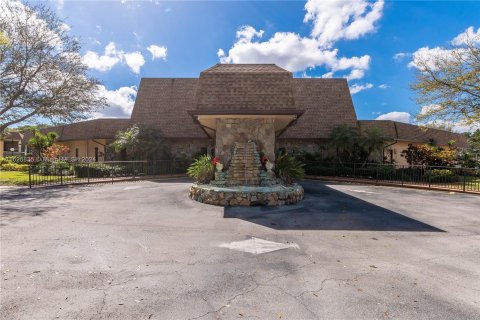 Copropriété à vendre à Hollywood, Floride: 1 chambre, 60.39 m2 № 1291078 - photo 13