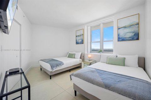 Condominio en venta en Hollywood, Florida, 2 dormitorios, 106.37 m2 № 1291079 - foto 17