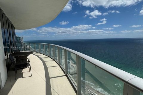 Condominio en venta en Hollywood, Florida, 2 dormitorios, 106.37 m2 № 1291079 - foto 22