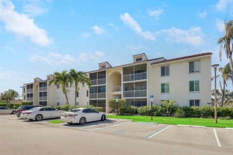 Condominio en venta en Jensen Beach, Florida, 2 dormitorios, 106.37 m2 № 1171296 - foto 15