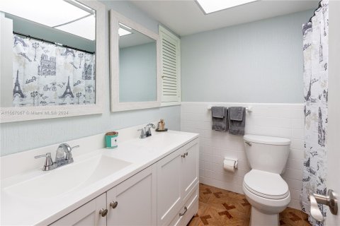 Condo in Pompano Beach, Florida, 1 bedroom  № 1381622 - photo 11