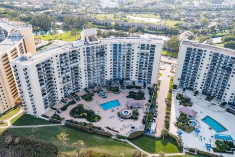 Condo in Jupiter, Florida, 2 bedrooms  № 1059168 - photo 9