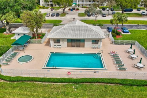 Condo in Boca Raton, Florida, 2 bedrooms  № 1054971 - photo 8