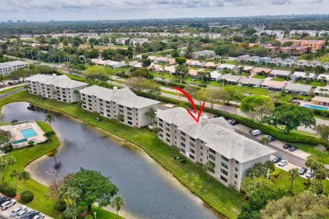 Copropriété à vendre à Boca Raton, Floride: 2 chambres, 128.67 m2 № 1054971 - photo 3