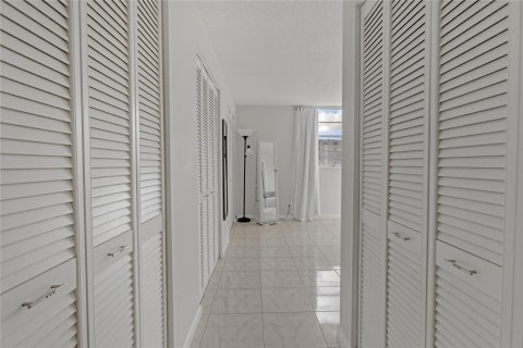 Condominio en venta en Dania Beach, Florida, 2 dormitorios, 110.55 m2 № 1054935 - foto 20