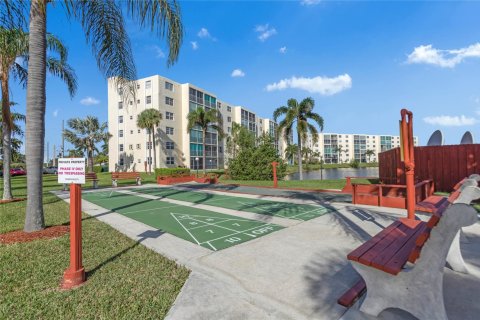 Condominio en venta en Dania Beach, Florida, 2 dormitorios, 110.55 m2 № 1054935 - foto 3