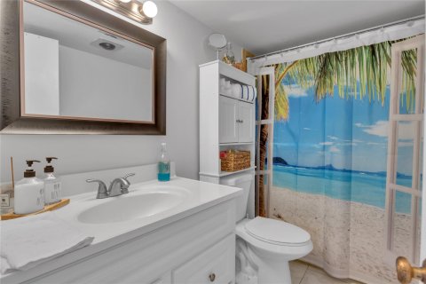 Condo in Dania Beach, Florida, 2 bedrooms  № 1054935 - photo 18