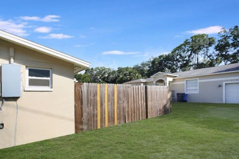 Casa en venta en Tampa, Florida, 6 dormitorios, 215.07 m2 № 1297308 - foto 19