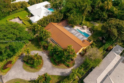 Casa en venta en Pinecrest, Florida, 5 dormitorios, 348.38 m2 № 1049606 - foto 16