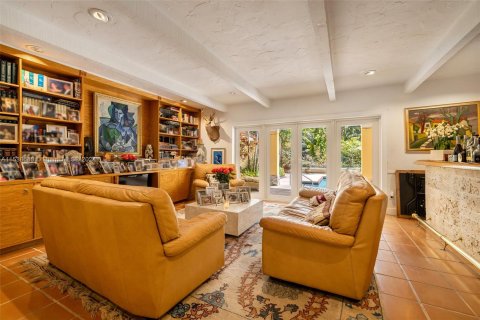 Villa ou maison à vendre à Pinecrest, Floride: 5 chambres, 348.38 m2 № 1049606 - photo 9