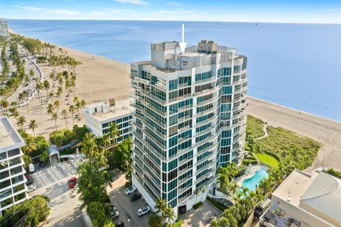 Condominio en venta en Fort Lauderdale, Florida, 1 dormitorio, 136.1 m2 № 1331124 - foto 2