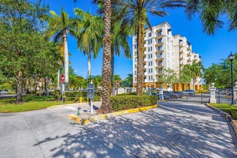 Condo in Miami, Florida, 2 bedrooms  № 1400128 - photo 29