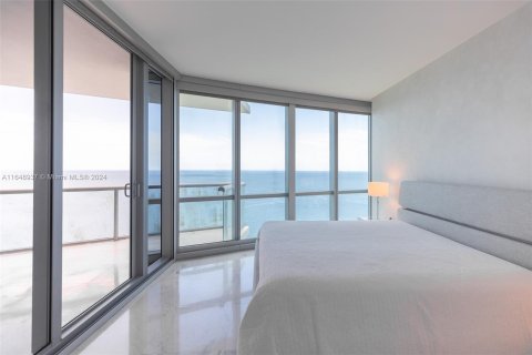 Condo in Sunny Isles Beach, Florida, 3 bedrooms  № 1331592 - photo 15