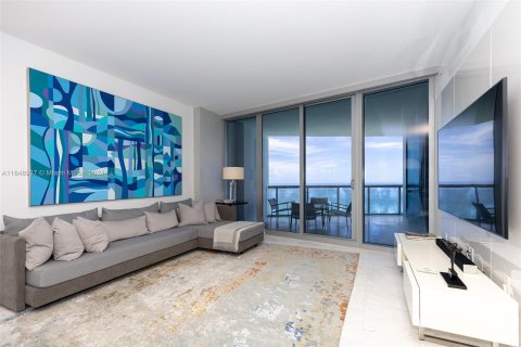 Condo in Sunny Isles Beach, Florida, 3 bedrooms  № 1331592 - photo 3