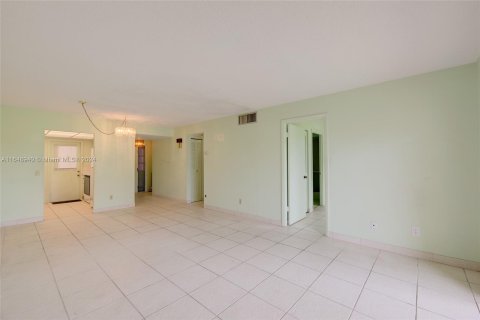 Copropriété à vendre à Davie, Floride: 2 chambres, 84.73 m2 № 1331593 - photo 23