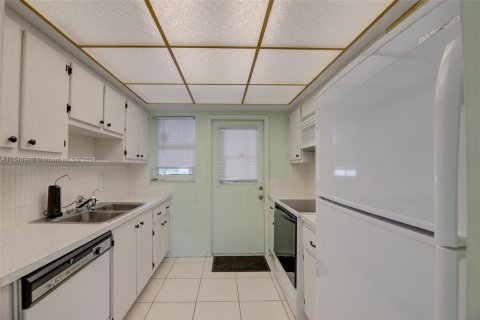 Copropriété à vendre à Davie, Floride: 2 chambres, 84.73 m2 № 1331593 - photo 25