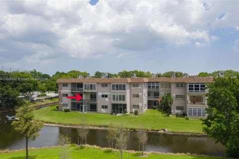 Copropriété à vendre à Davie, Floride: 2 chambres, 84.73 m2 № 1331593 - photo 12