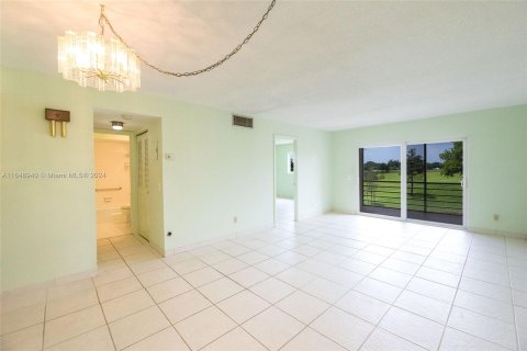 Copropriété à vendre à Davie, Floride: 2 chambres, 84.73 m2 № 1331593 - photo 17