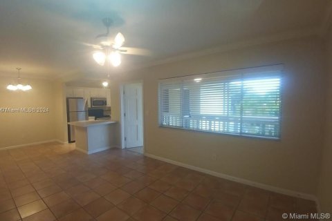 Condo in Fort Lauderdale, Florida, 1 bedroom  № 1282405 - photo 4