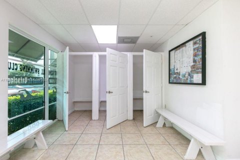 Propiedad comercial en venta en Miami, Florida № 1282441 - foto 16