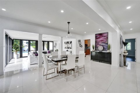 Villa ou maison à vendre à Fort Lauderdale, Floride: 4 chambres, 287.35 m2 № 1023637 - photo 30