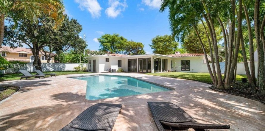 Villa ou maison à Fort Lauderdale, Floride 4 chambres, 287.35 m2 № 1023637