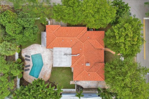 Villa ou maison à vendre à Fort Lauderdale, Floride: 4 chambres, 287.35 m2 № 1023637 - photo 3