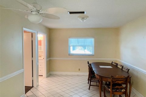 House in Margate, Florida 2 bedrooms, 157 sq.m. № 1073516 - photo 13