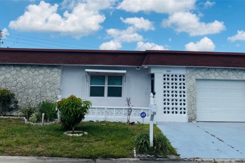 Casa en venta en Margate, Florida, 2 dormitorios, 157 m2 № 1073516 - foto 24