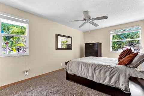 Купить виллу или дом в Купер-Сити, Флорида 5 спален, 329.15м2, № 1073365 - фото 20