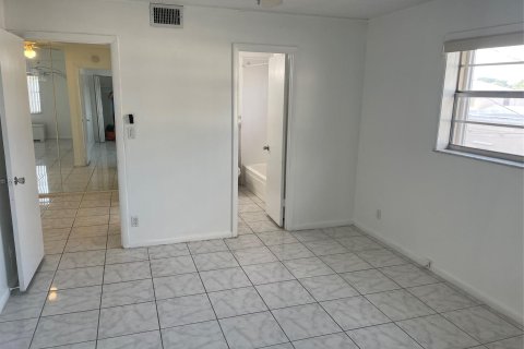 Condominio en venta en Dania Beach, Florida, 1 dormitorio, 60.85 m2 № 1073517 - foto 3