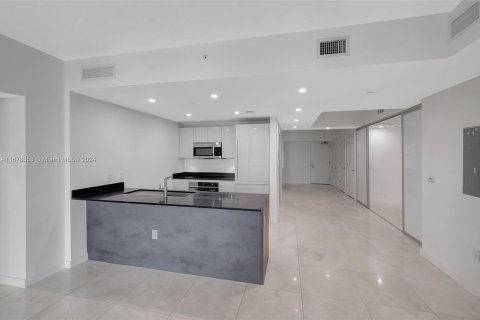 Condominio en venta en Miami, Florida, 3 dormitorios, 123.1 m2 № 1413552 - foto 14