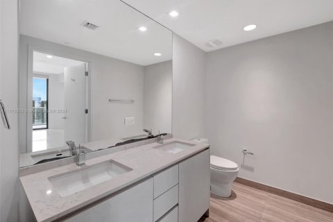 Condominio en venta en Miami, Florida, 3 dormitorios, 123.1 m2 № 1413552 - foto 25