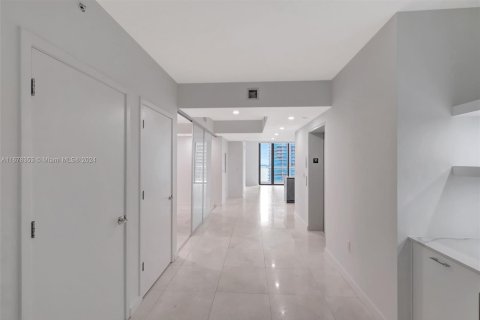 Condominio en venta en Miami, Florida, 3 dormitorios, 123.1 m2 № 1413552 - foto 5