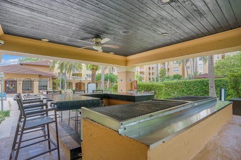 Condo in Aventura, Florida, 2 bedrooms  № 1389867 - photo 18