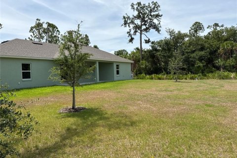 House in North Port, Florida 4 bedrooms, 192.03 sq.m. № 1213222 - photo 3