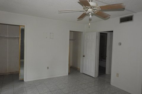 Купить кондоминиум в Майами-Гарденс, Флорида 1 спальня, 72м2, № 1029671 - фото 8