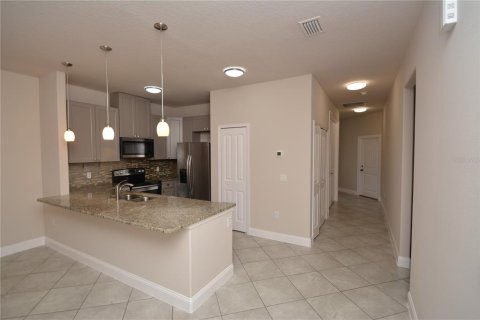 Appartement à louer à Palm Coast, Floride: 4 chambres, 141.58 m2 № 1358100 - photo 2